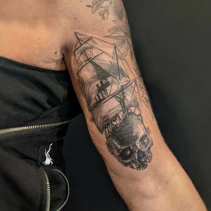 pirate-ship-skull-tattoo-1