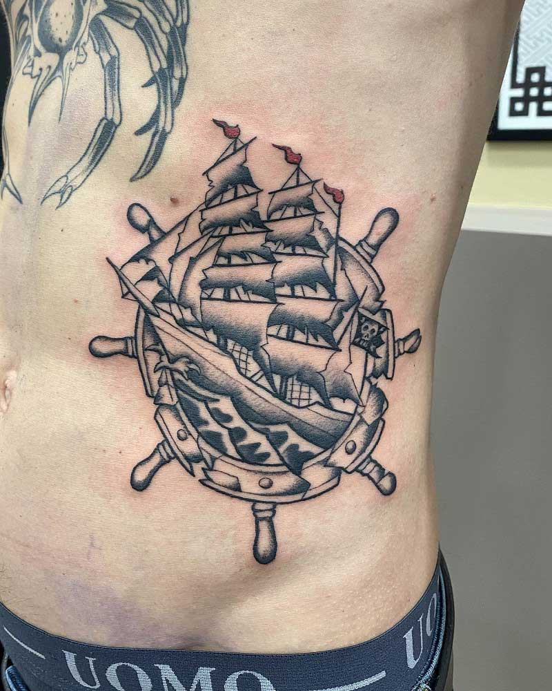 pirate-ship-wheel-tattoo-2