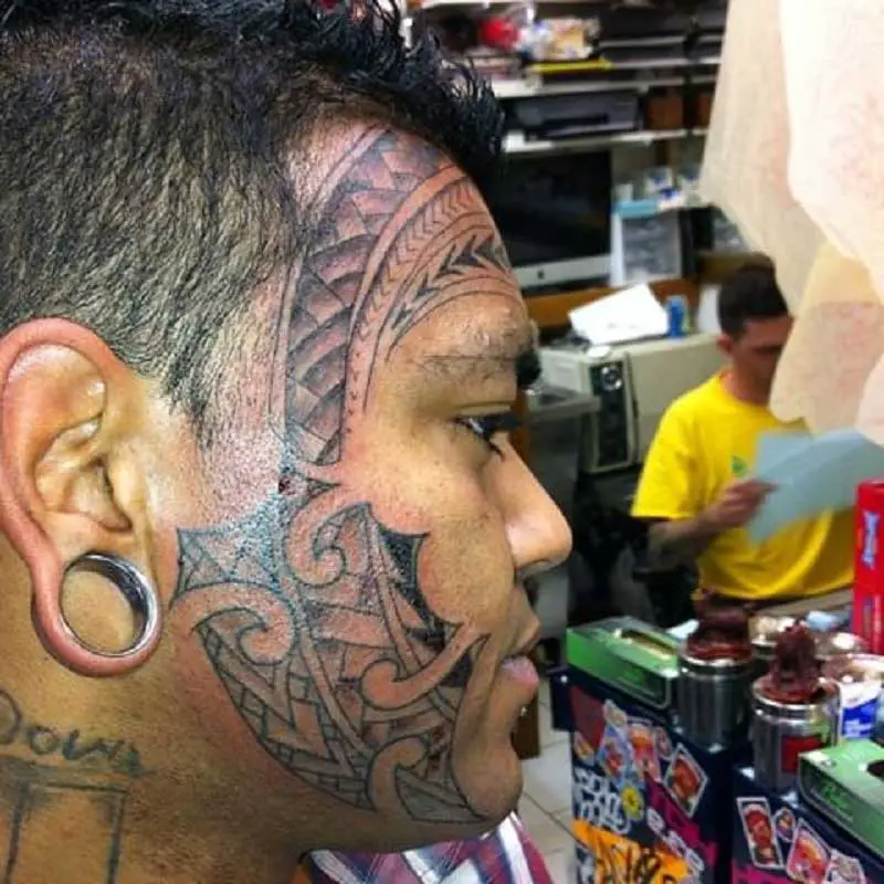 polynesian-face-tattoo-1