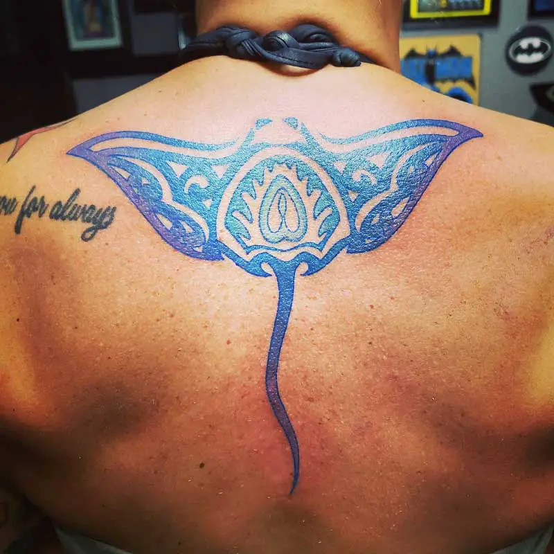 polynesian-manta-ray-tattoo-3