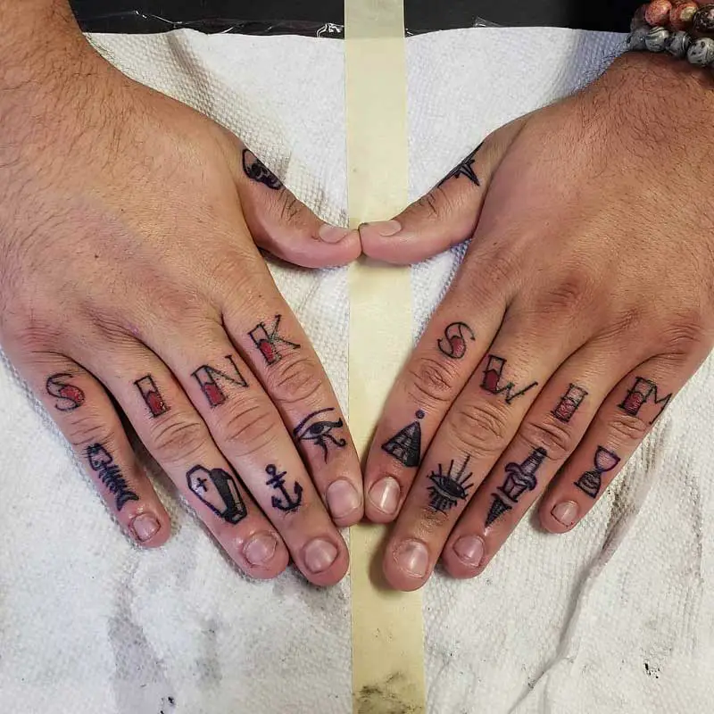 pyramid-finger-tattoo-1