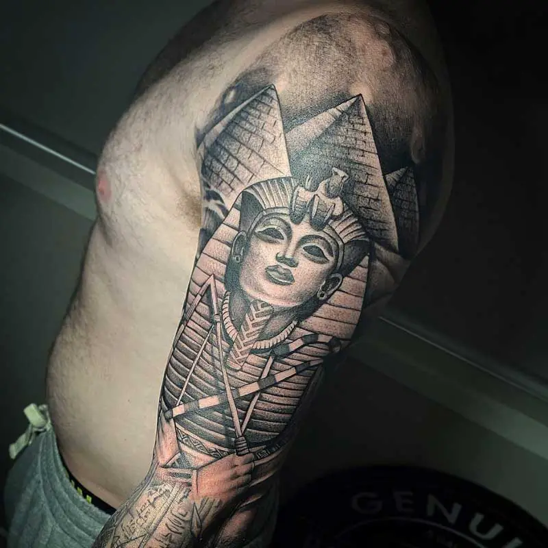 pyramid-sleeve-tattoo-3