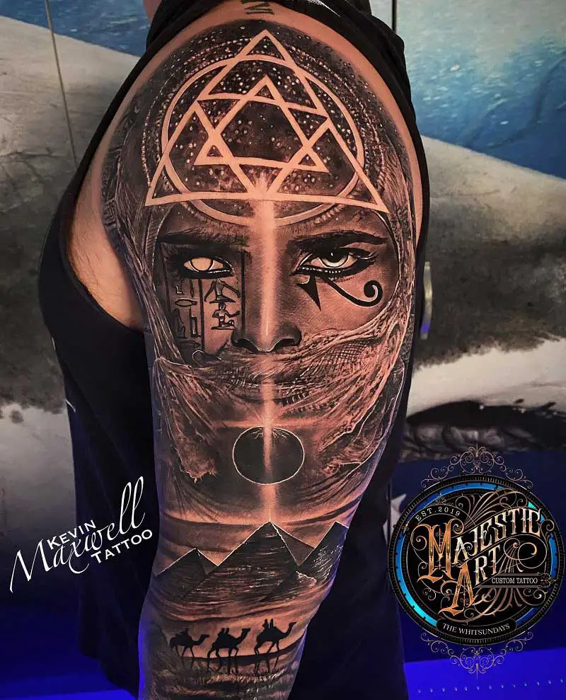 pyramid-tattoo-design-1