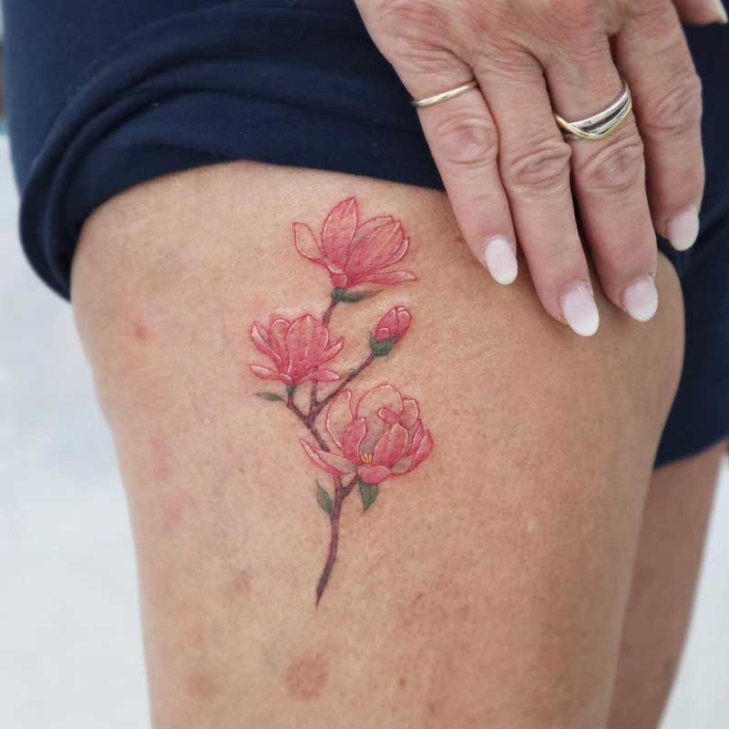 작은 목련 tattootattooistflower꽃디자인design타투  Magnolia tattoo Beautiful  tattoos Tiny tattoos