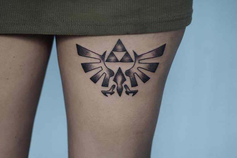 solid-triforce-tattoo-2