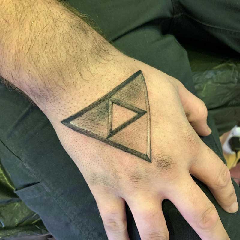 solid-triforce-tattoo-3