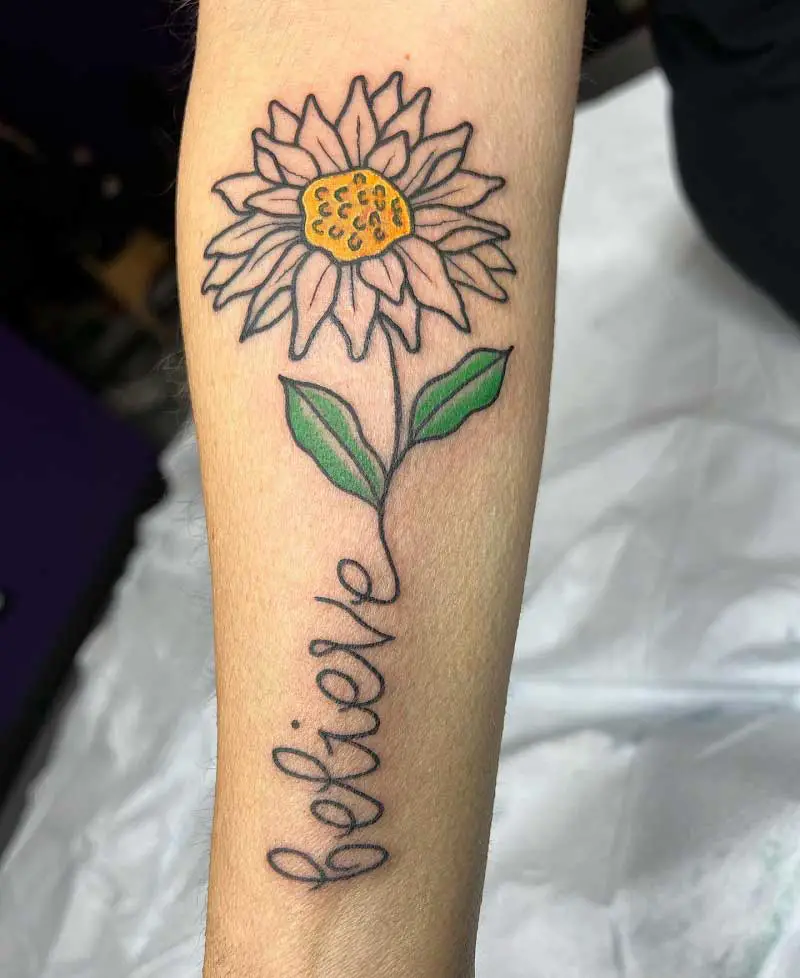 traditional-daisy-tattoo-2