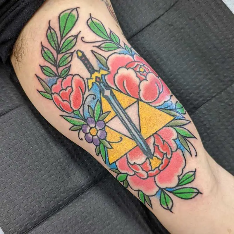 traditional-triforce-tattoo-1