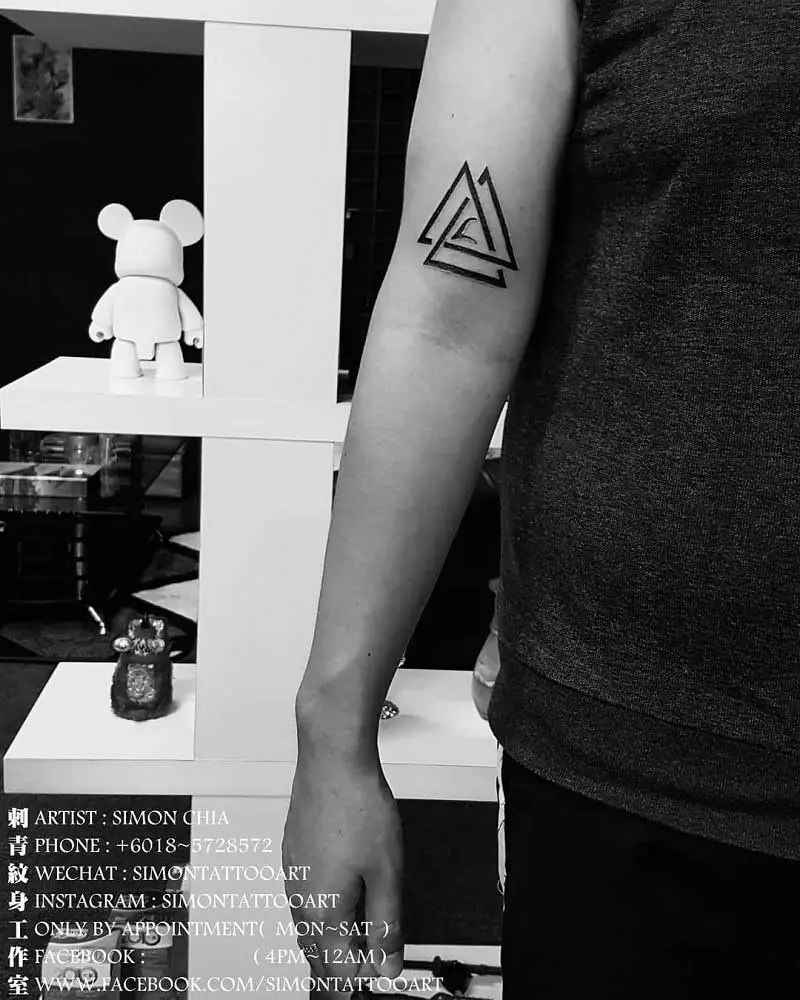 triangle-tribal-tattoo-1