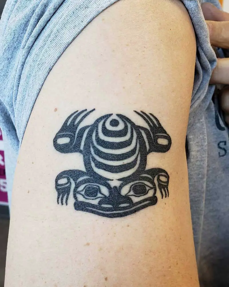 tribal-frog-tattoo-1