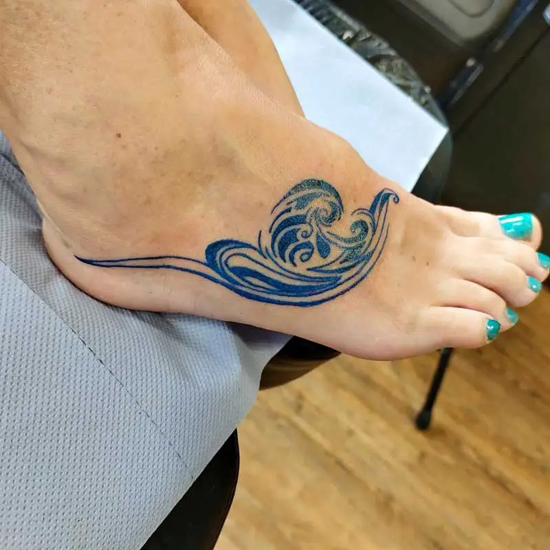 23 Tribal Wave Tattoos