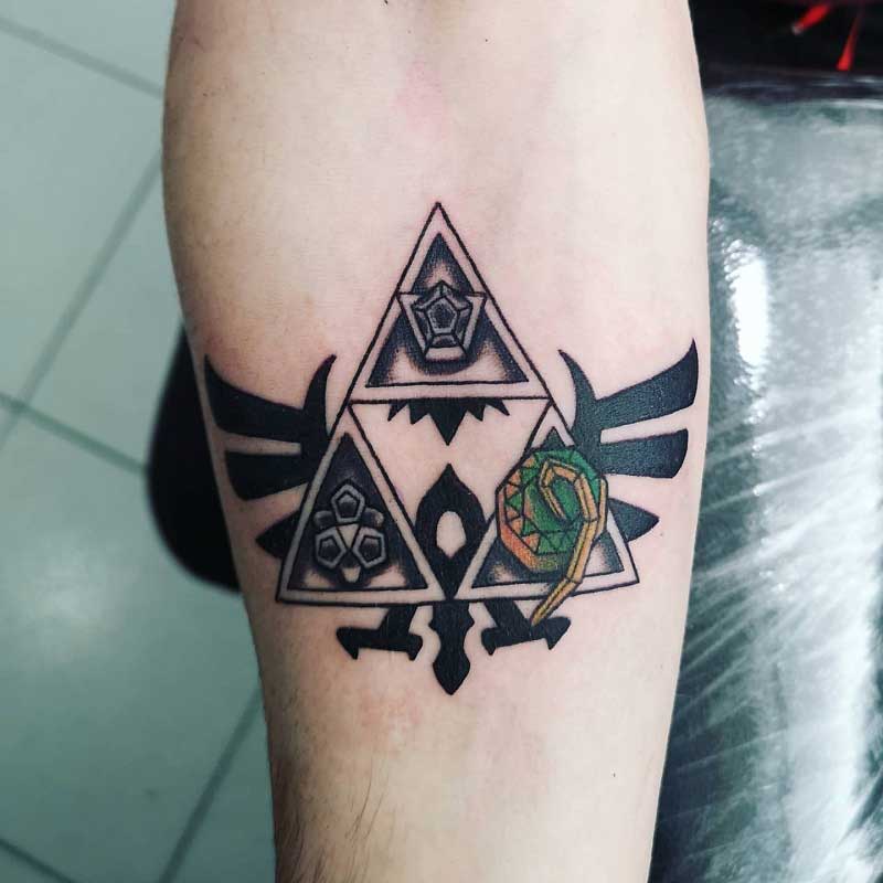 triforce-crest-tattoo-3