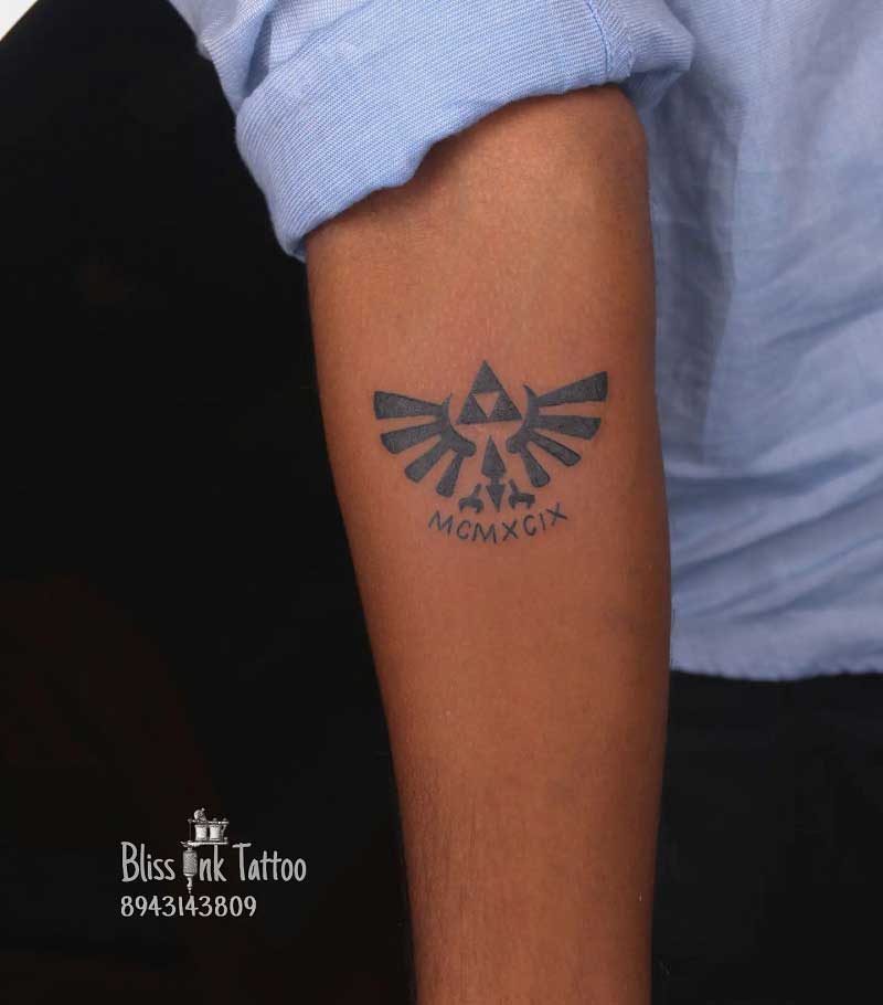 zelda-triforce-tattoo-1