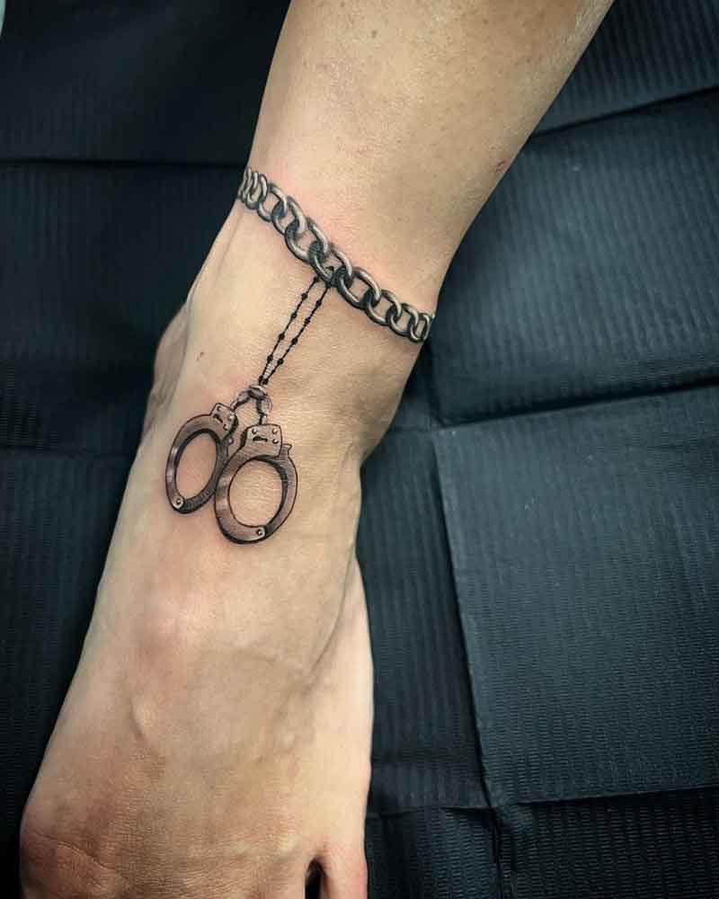 Ankh Chain Tattoo 3