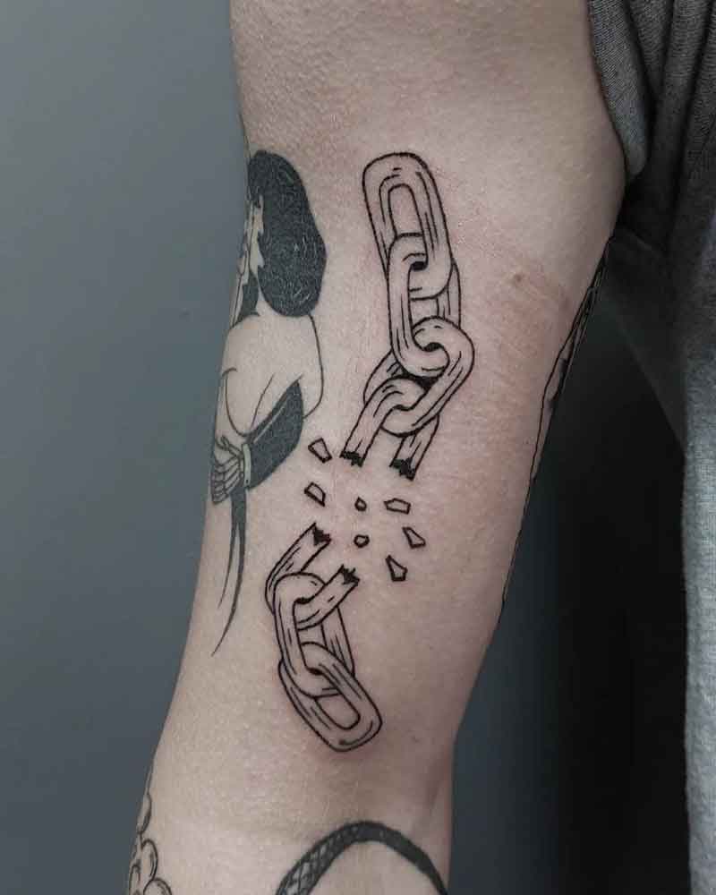 Real fun broken chain cuff  Derek Thunders Tattoo artist  Facebook