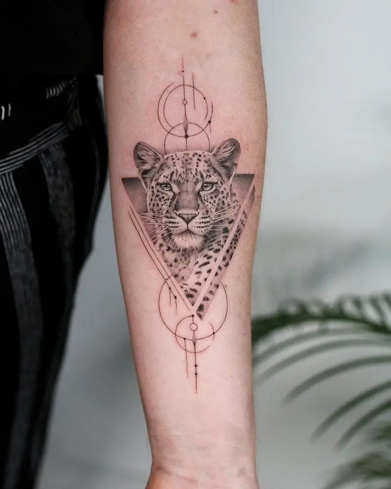 Geometric Leopard Tattoo 1