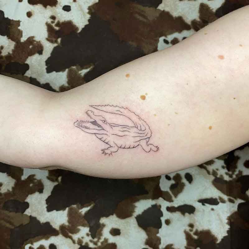 Minimalist Alligator Tattoo 1