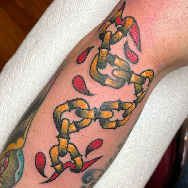 Traditional Chain Tattoo 1