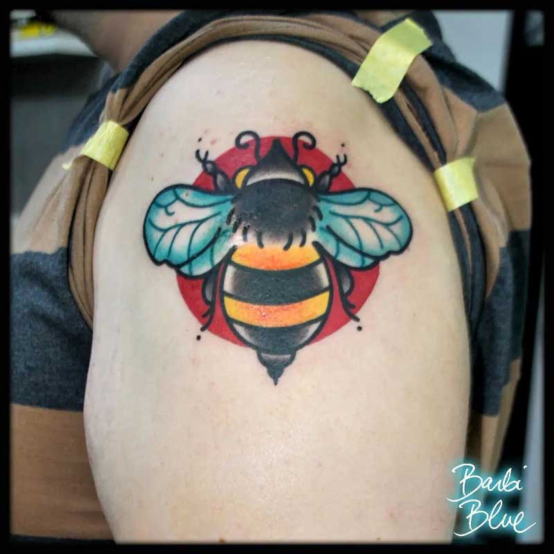 american-traditional-bumble-bee-tattoo-3