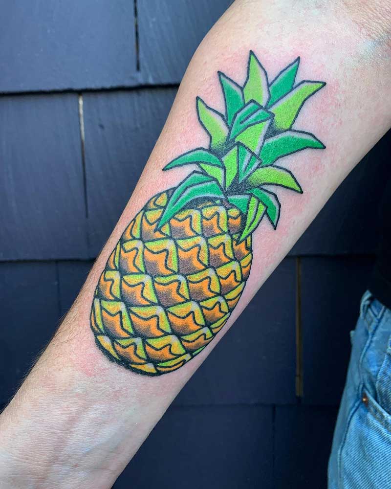 american-traditional-pineapple-tattoo-2