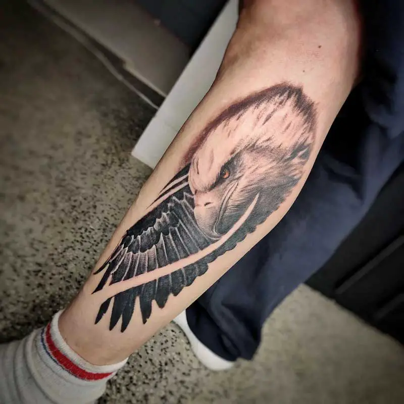 Share 77+ eagle tattoo designs on leg super hot - thtantai2