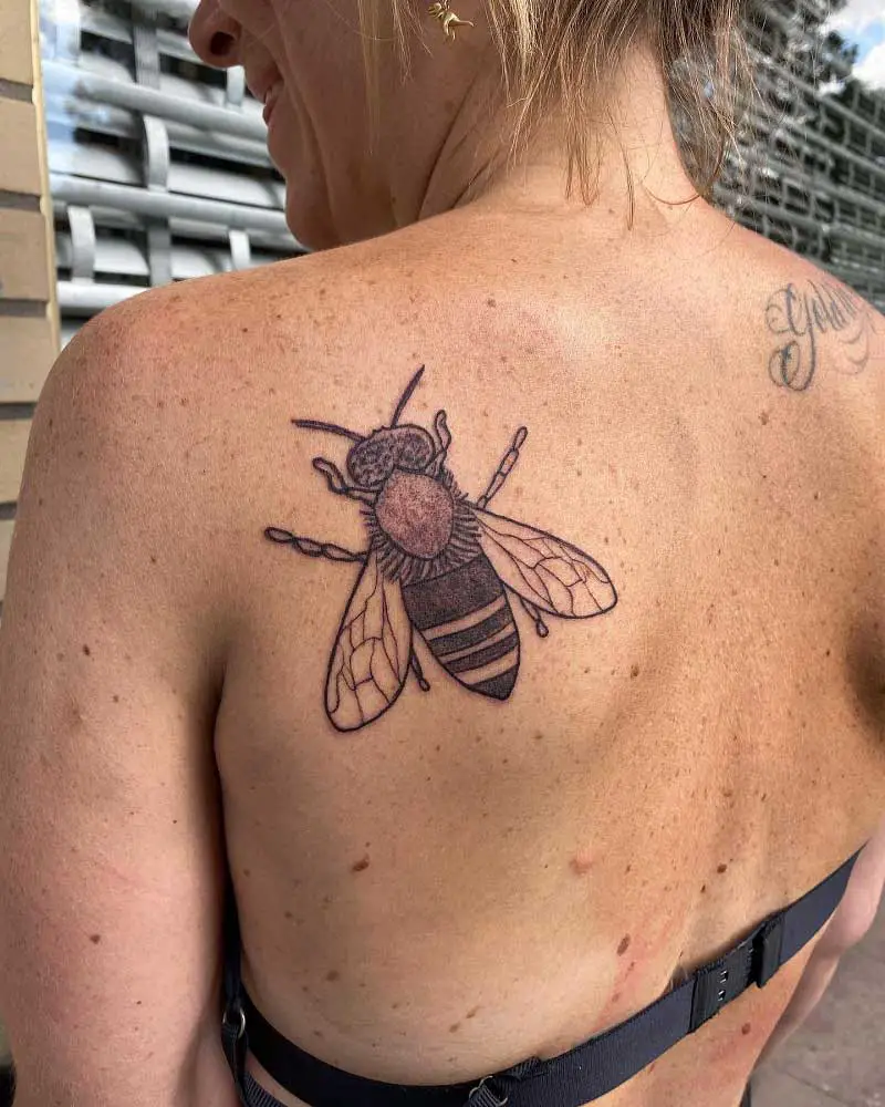 bee-cartoon-tattoo--3