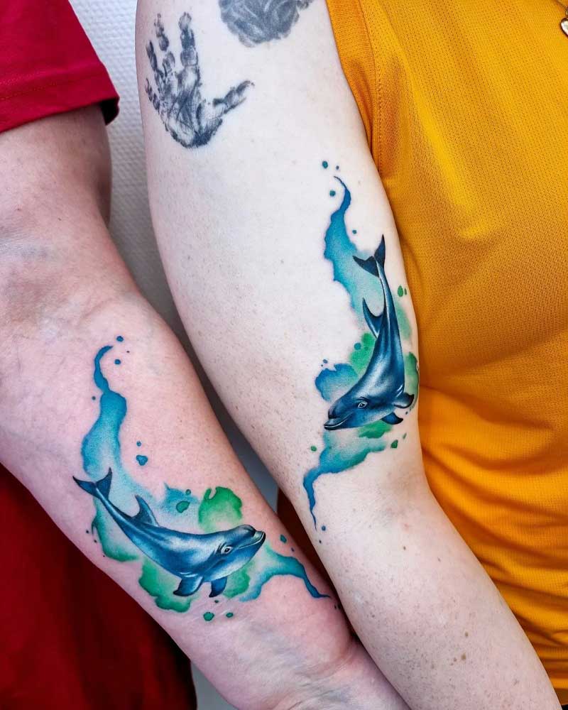 best-friend-dolphin-tattoos-3