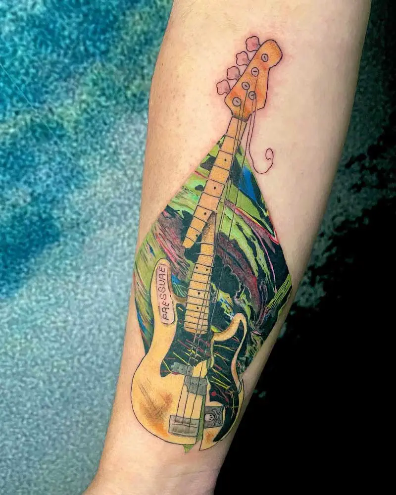 broken-guitar-tattoo-1