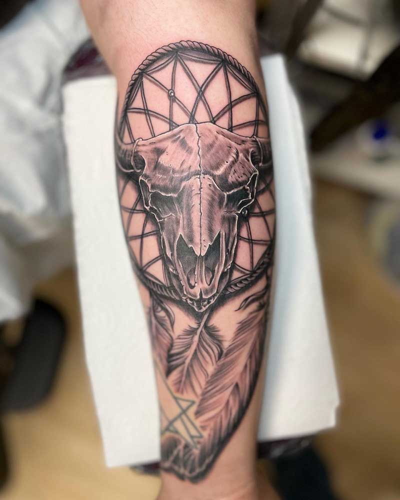 bull-skull-dream-catcher-tattoo-2