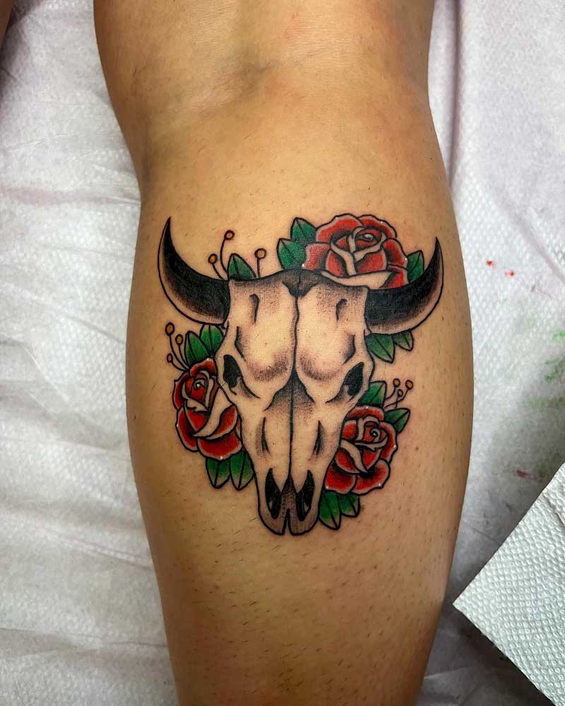 bull-skull-flower-tattoo-1