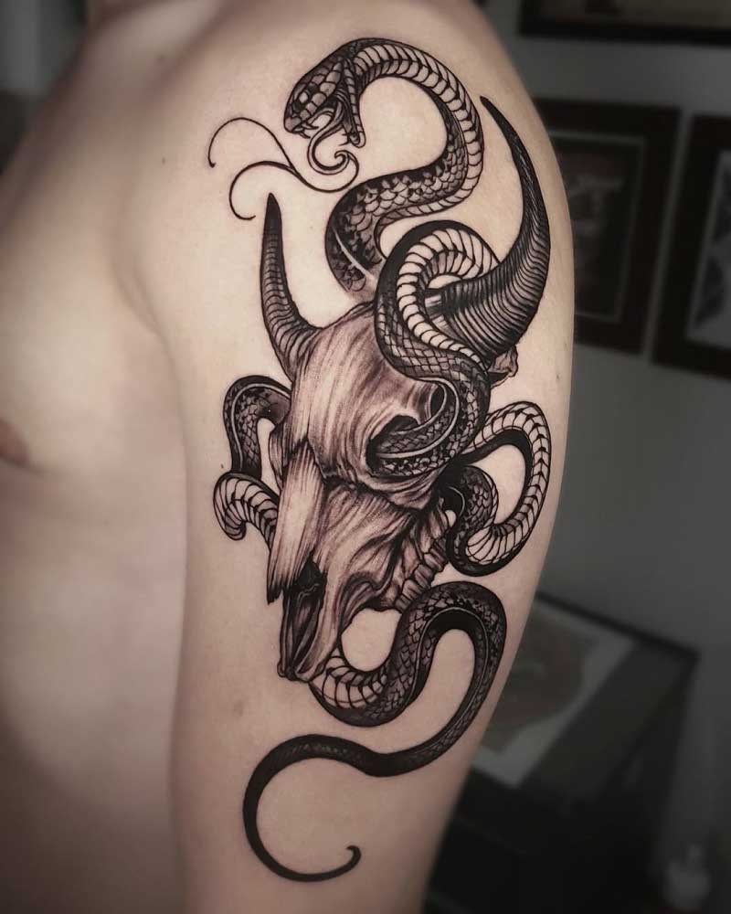 bull-skull-snake-tattoo-3
