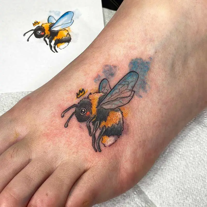 bumble-bee-foot-tattoo-3