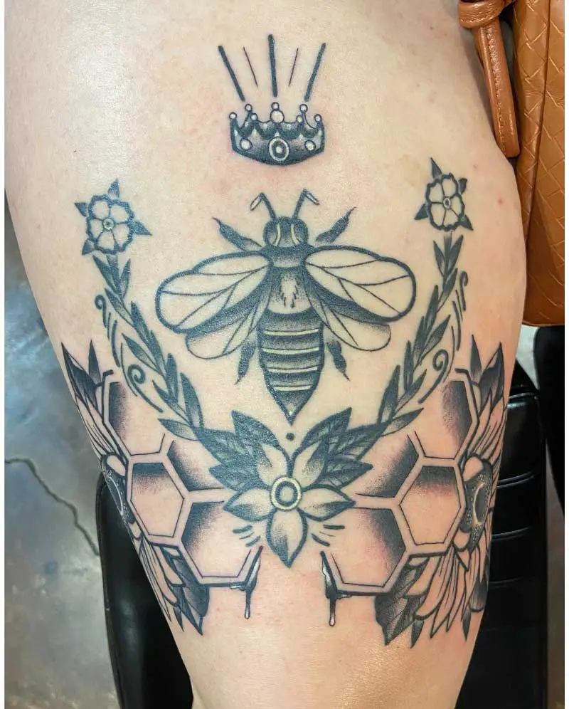 bumble-bee-honeycomb-tattoo-2