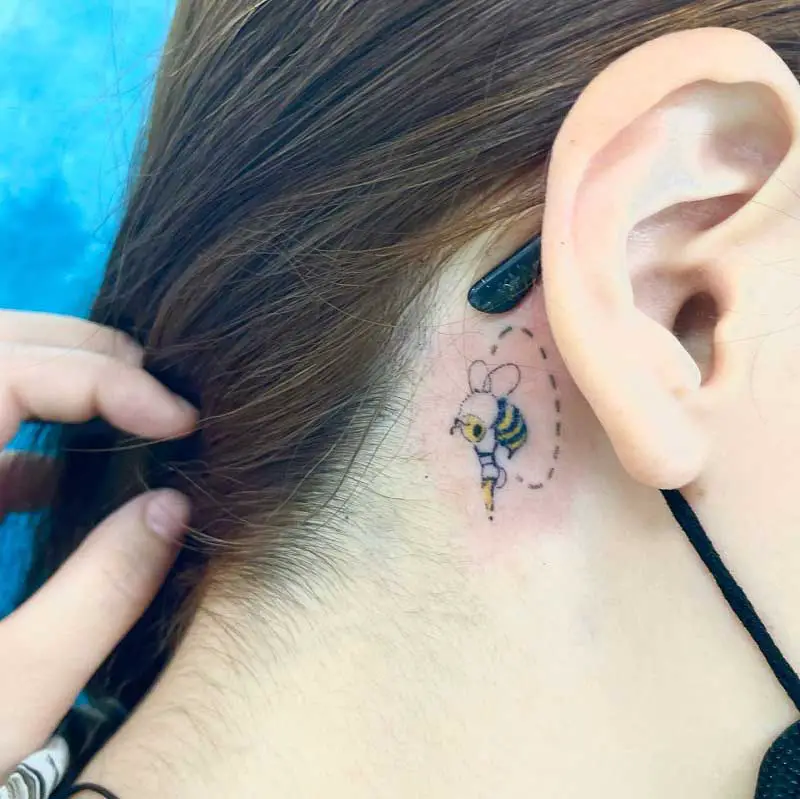 bumble-bee-tattoo-behind-ear-3