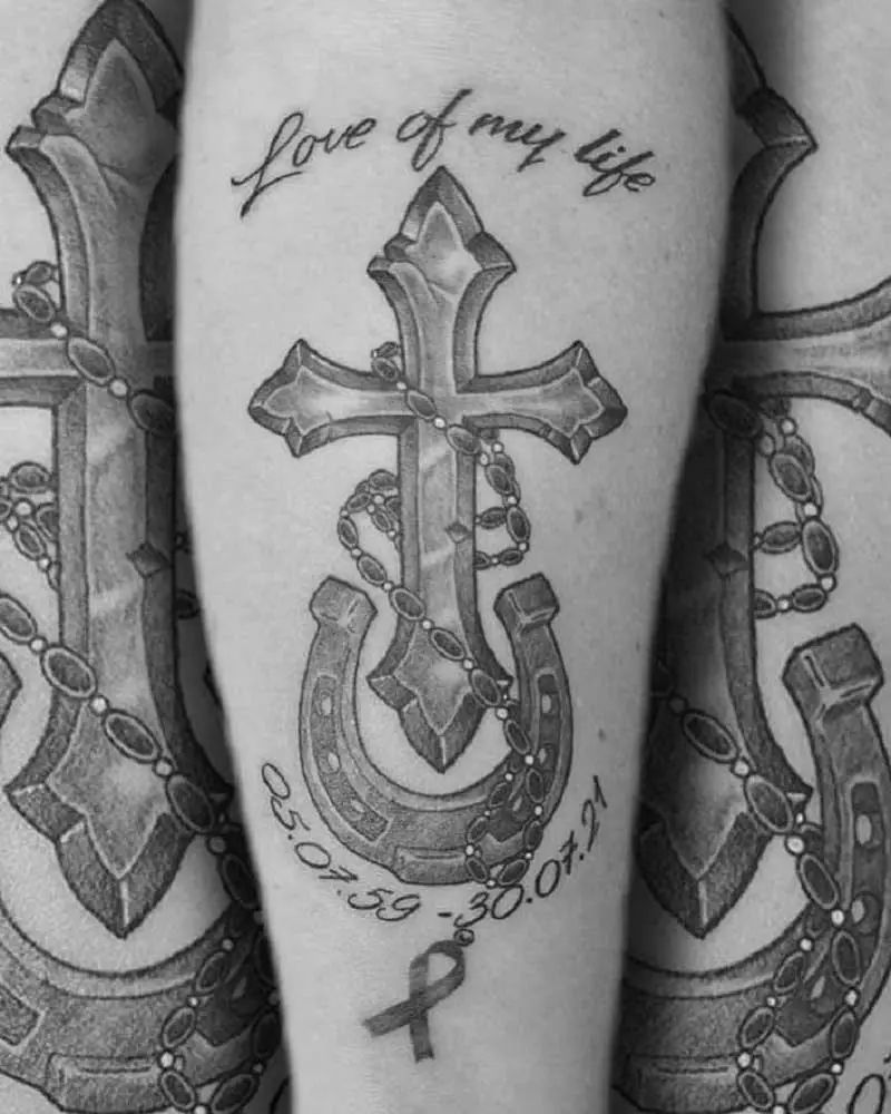 cross-horseshoe-tattoo-1