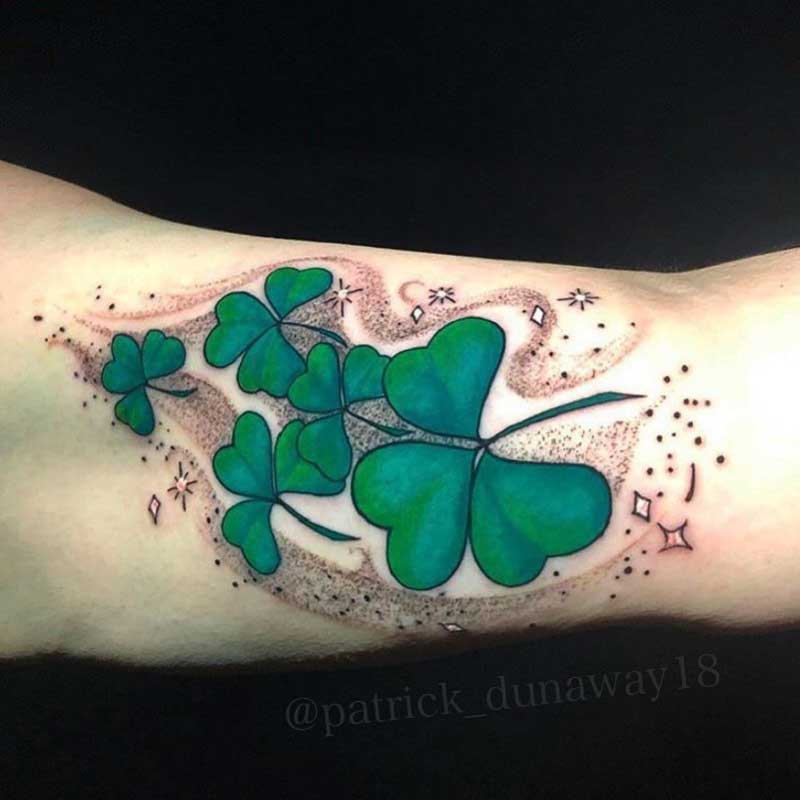 dainty-shamrock-tattoos-1