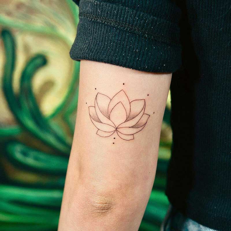 gilded-lotus-tattoo-1