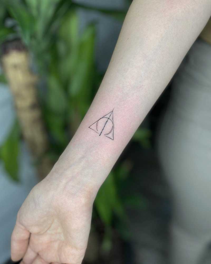 harry-potter-hand-tattoo-1