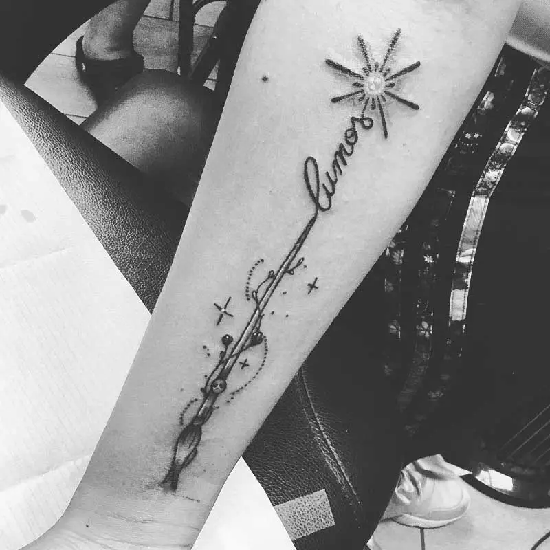 harry-potter-wand-tattoo-1