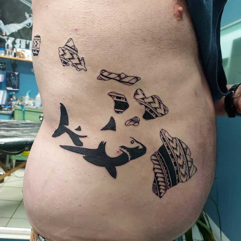 Local Man With Tattoo Of Hawaiian Islands Stock Photo  Alamy