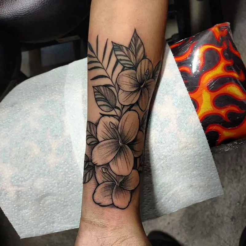 hawaiian-lei-tattoo-1