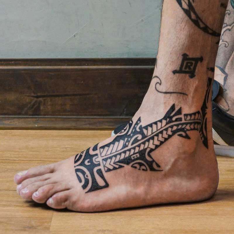 hawaiian-shark-tooth-tattoo-1