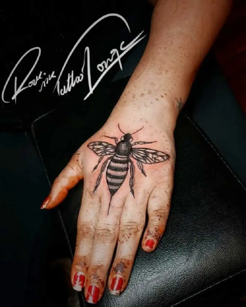 honey-bee-finger-tattoo-1