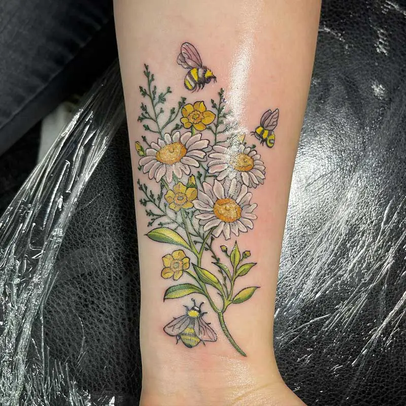 honey-bee-floral-tattoo-1