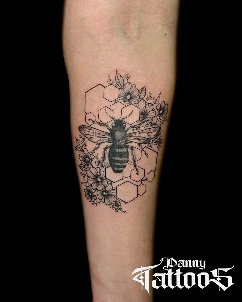 honey-bee-flower-tattoo-1
