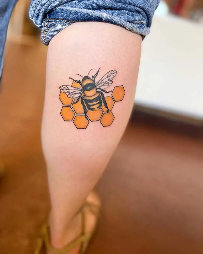 honey-bee-honeycomb-tattoo-1