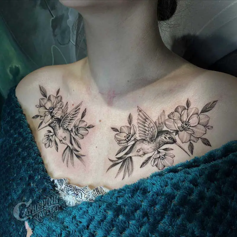 humming-bird-collarbone-tattoo-3