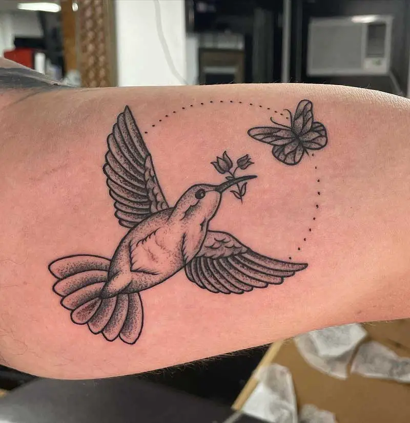 humming-bird-traditional-tattoo-1