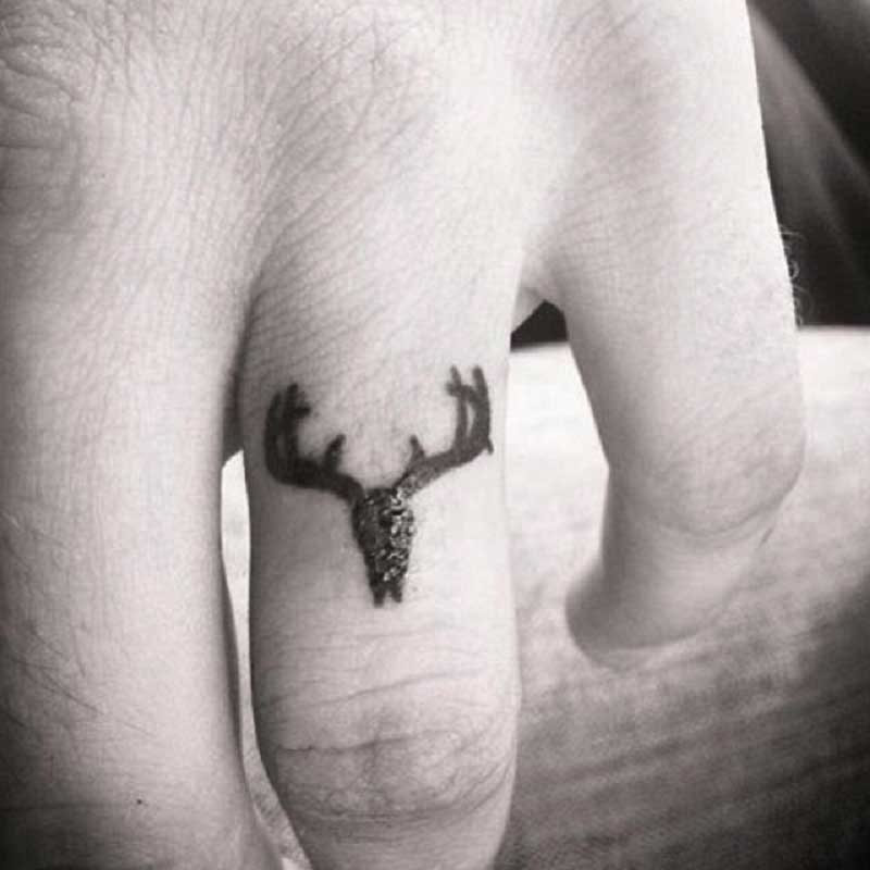 hunting-wedding-ring-tattoos--3