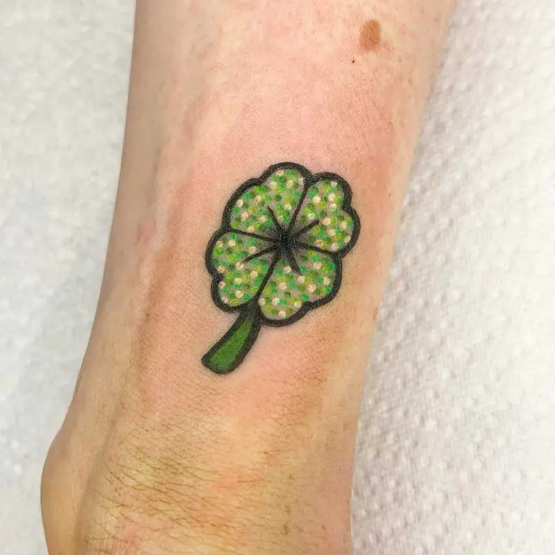 lucky-shamrock-tattoo-1